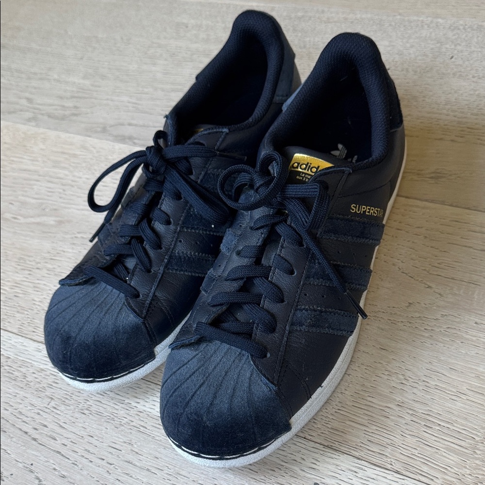 Like New Adidas Navy Superstar Sneakers Velvet/Leather